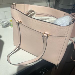New purse used handful times